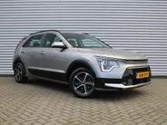 Kia Niro 1.6 GDi Hybrid DynamicLine | Camera | Cruise adapt. | Clima | 16' LM | Navi | Keyless | Apple Carplay/Android Auto |