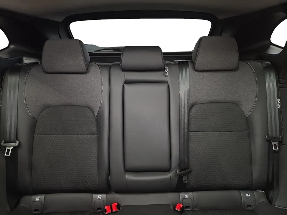 Nissan QASHQAI N-Connecta 158PK AUTOMAAT | Navigatie | Google Built-in | Apple Carplay & Android Auto | Pro Pilot (Adaptive Cruise Control) | Climate Control | 360 camera | Panorama dak | Parkeersensoren voor & achter |