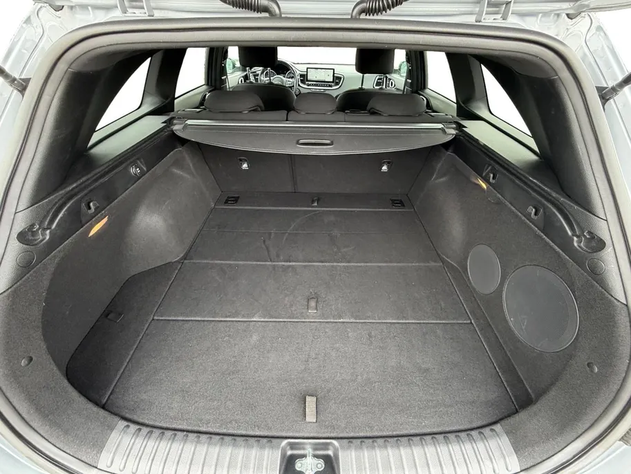 Kia Ceed Sportswagon 1.0 T-GDi GT-Line Business Edition | *1E EIGENAAR | FABRIEKSGARANTIE | APPLE CARPLAY/ ANDROID AUTO | JBL SOUND | STOF/LEDER | NAVI | CAMERA | LMV | ETC…