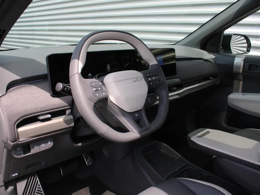 Kia EV3 GT-PlusLine 81.4 kWh | Nieuw | Direct leverbaar | Actieradius tot 563 km (WLTP) | 18% bijtelling | Tot € 3.000 inruilvoordeel bij aanschaf |