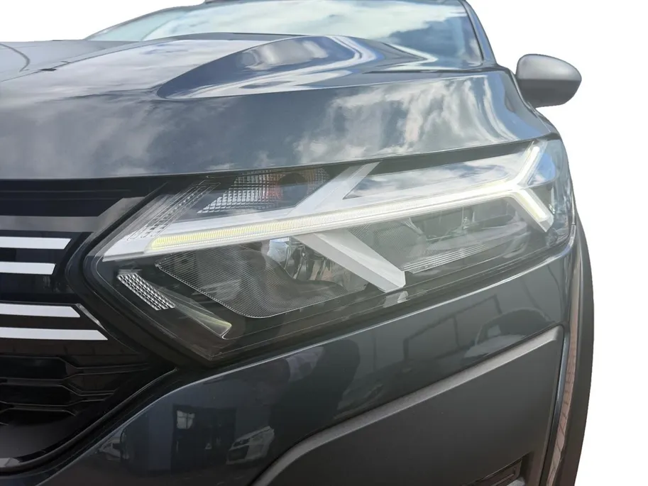 Dacia Sandero Stepway 1.0 TCe 90 Extreme Automaat | 1e Eigenaar | Dodehoek detectie | Achteruitrijcamera | Dealer onderhouden | Parkeersensoren voor en achter | Bovag garantie | NAP