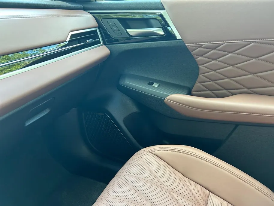 Mitsubishi Outlander 2.4 PHEV Instyle+ | 5.000 EURO KORTING | 8 JAAR GARANTIE |