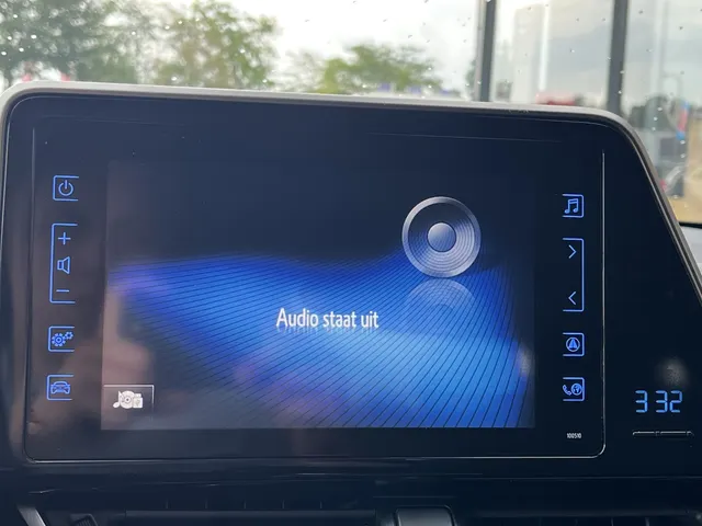 Toyota C-HR 1.2 Dynamic | Stuur en Stoelverwarming