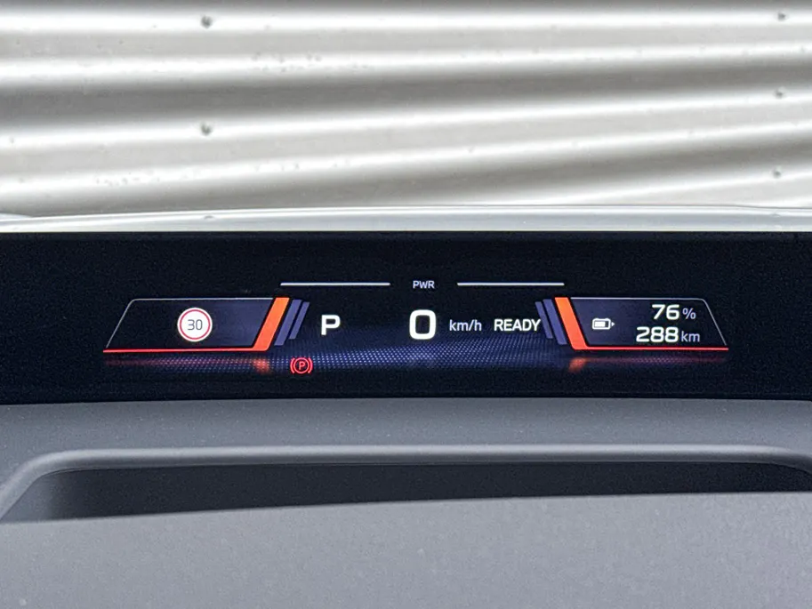 BMW iX3 40 eDrive 83 kWh
