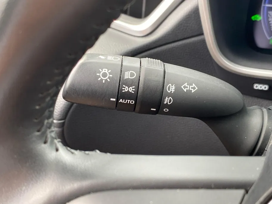 Toyota Corolla Cross Hybrid 140 Style Stoel-/stuurverwarming | CarPlay | Elektr. kofferklep | Camera | NL Auto | etc.