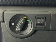 Volkswagen T-Cross 1.0 Life Edition DSG Automaat | Adaptieve Cruise Control | Climate Control | Parkeersensoren voor + achter