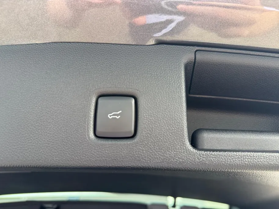 Ford Kuga 2.5 PHEV BlueCruise Edition | €4.000.- korting | Direct leverbaar | 0,99% rente | Kantel / schuifdak | Blue Cruise | 20inch velgen