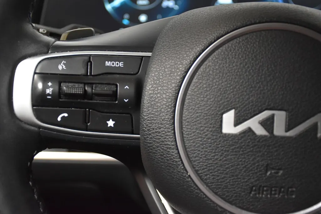 Kia Sportage 1.6 Hybrid AT6 GT-Line |Navi |Cruise |Clima