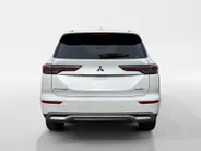 Mitsubishi Outlander 2.4 PHEV Intense + | Modeljaar 2026 | 6000 EURO Korting | Direct leverbaar | Rondom camera | Stoel stuur verwarming |