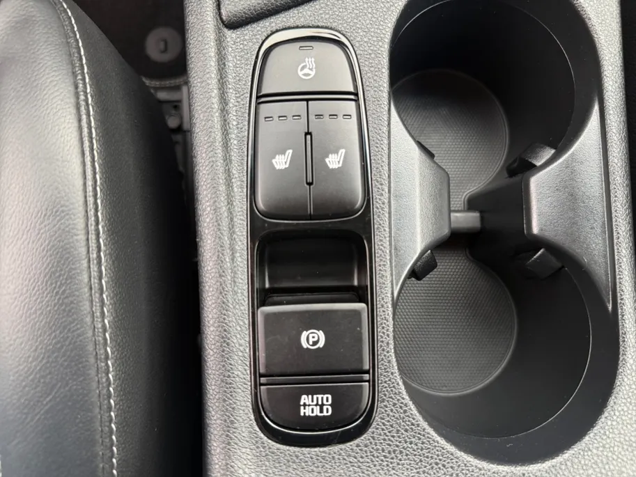 Kia Niro 1.6 GDi Hybrid DynamicLine | Stoel- en stuurverwarming | Apple/Android