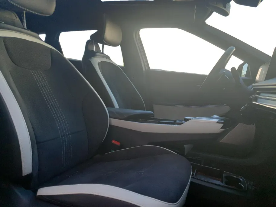 Kia EV6 GT-Line AWD 77.4 kWh | Schuifdak | Rondom Camera | Stoel verwarming en ventilatie | Elektrisch bedienbare voorstoelen | Meridian audio