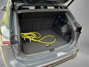 Volkswagen Tiguan 1.5 eHybrid R-Line Edition Massagefunctie · Camera + Parkeersensoren