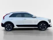 Kia Niro EV DynamicLine 64.8 kWh | Navigatie | LM-Velgen | Climate control | adaptieve cruise control | Keyless | Trekhaak