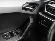 SEAT Leon 1.4 TSI eHybrid PHEV 204pk DSG FR Business Intense · Camera · Stuur- & Stoelverwarming · Parkeer assistent · Apple/Android Car Play · Sportstoelen ·