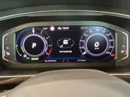 Volkswagen Tiguan 1.4TSI eHybrid 245pk R-Line Business+ · Trekhaak · Navigatie · Apple/Android · Camera + Parkeersensoren · Garantie t/m 07-10-2026 of 100000km.