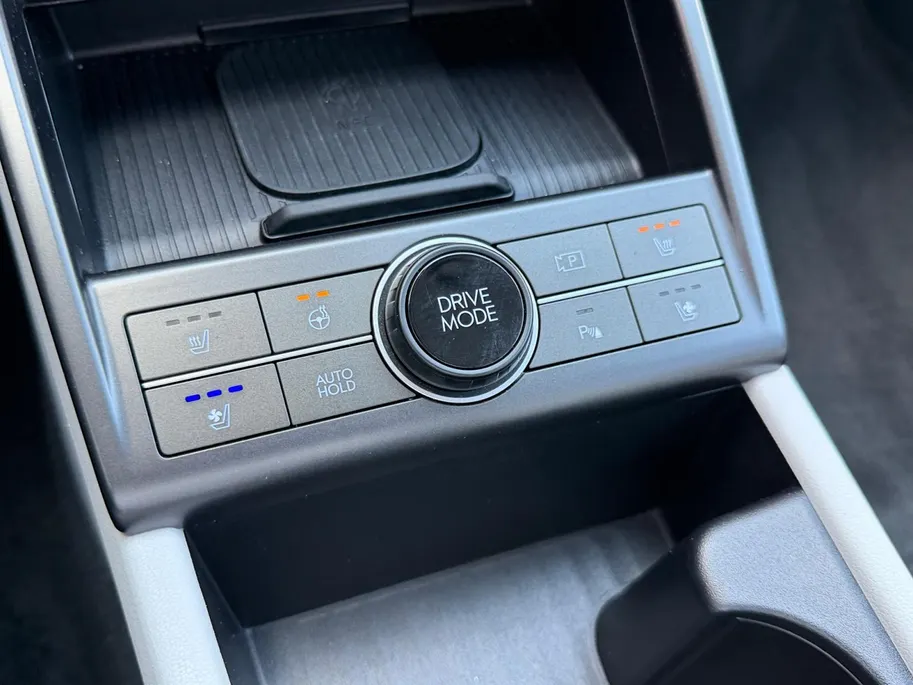 Hyundai Kona 1.6 GDI HEV Premium Sky | Lederen Bekleding| Stoelverwarming v+a| Schuif-kanteldak| Elekrtrisch verstelbare stoelen met geheugen| Dode hoeksensor| MOOIE AUTO