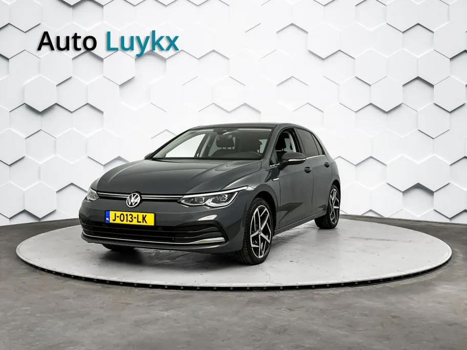 Volkswagen Golf 1.5 eTSI Style DSG Automaat | Panoramadak | Elektrische stoel | Adaptieve Cruise Control