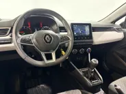 Renault Clio 90PK TCe Evolution | 1ste Eigenaar | Trekhaak 900KG Trekgewicht | Navigatie | Apple Carplay/Android Auto | Parkeersensoren | LED Lampen | Lichtmetalen Velgen | Licht & Regen Sensor |