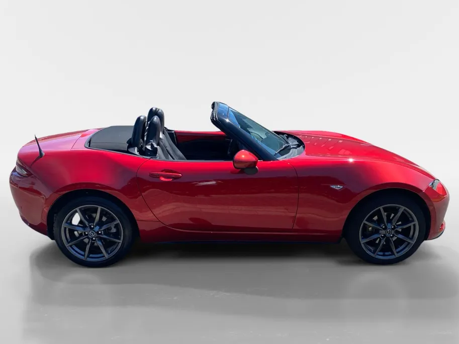 Mazda MX-5 2.0 SkyActiv-G 160 GT-M | Bose | Navigatie | Parkeersensoren | Leder | Stoelverwarming | Stuurbediening | Cruise Control | 12 Maanden Bovag Garantie
