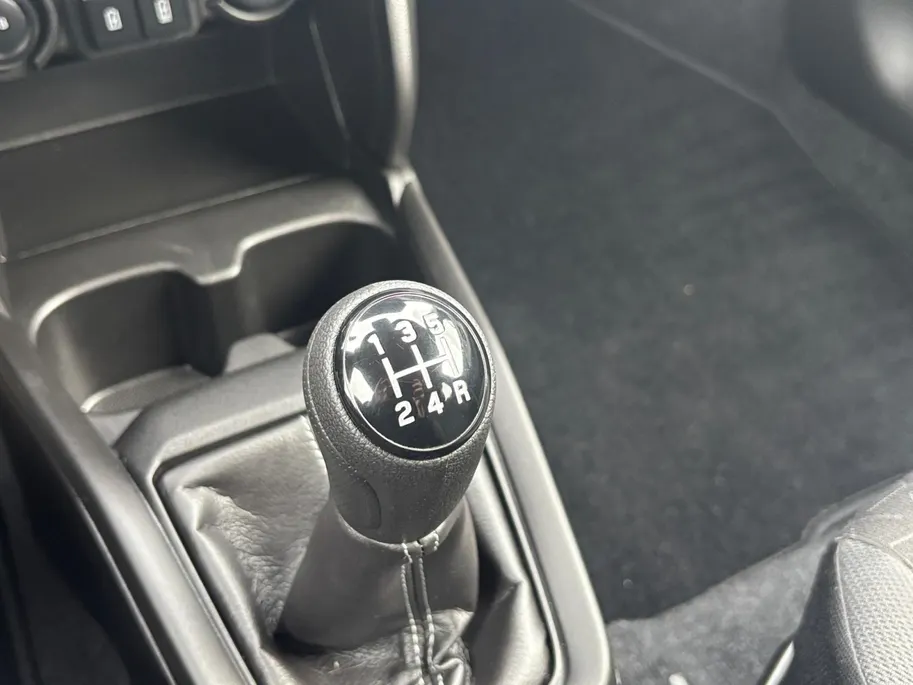 Suzuki Swift 1.2 Select Smart Hybrid | Achteruitrijcamera | Stoelverwarming | Apple/Android Carplay | Climate Control | Fabrieksgarantie! |