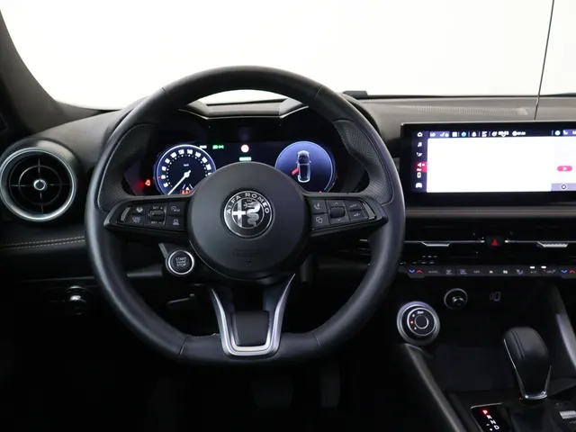 Alfa Romeo Tonale 1.5T Hybrid 160PK Ti | Technologiepakket | winterpakket