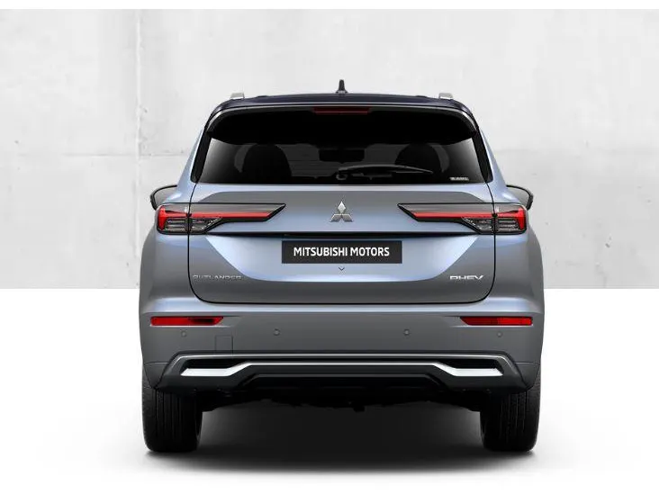 Mitsubishi Outlander 2.4 PHEV Instyle+ € 5.000 euro korting eigen voorraad| 8 jaar garantie| Snel leverbaar | Totaalprijs op is op.m25