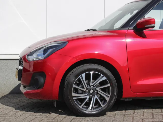 Suzuki Swift 1.2 Style Smart Hybrid Automaat | Navi | Adap. Cruise | Clima | Camera | Lm-Velgen