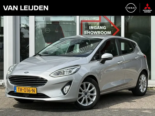 Ford Fiesta 1.0 EcoBoost 100pk 5dr Titanium | Camera | Navi | B&O | Verwarmbare voorruit | Apple Carplay & Android Auto | Cruise Control