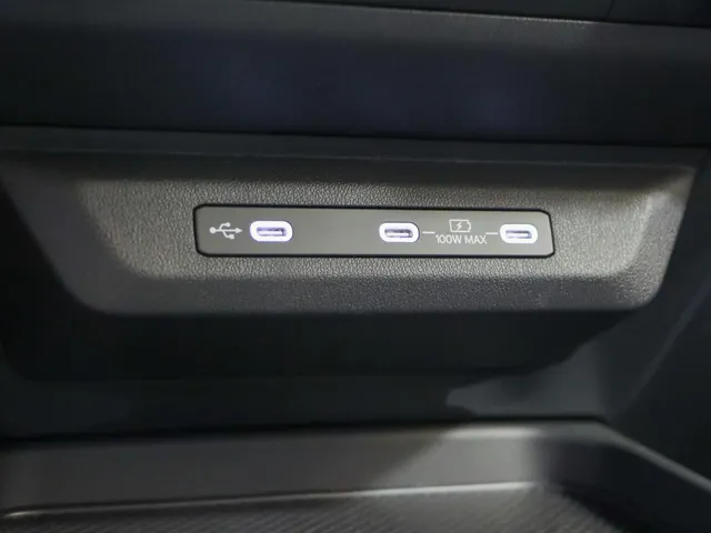 Kia Seltos 1.6 GDi Hybrid X-Line