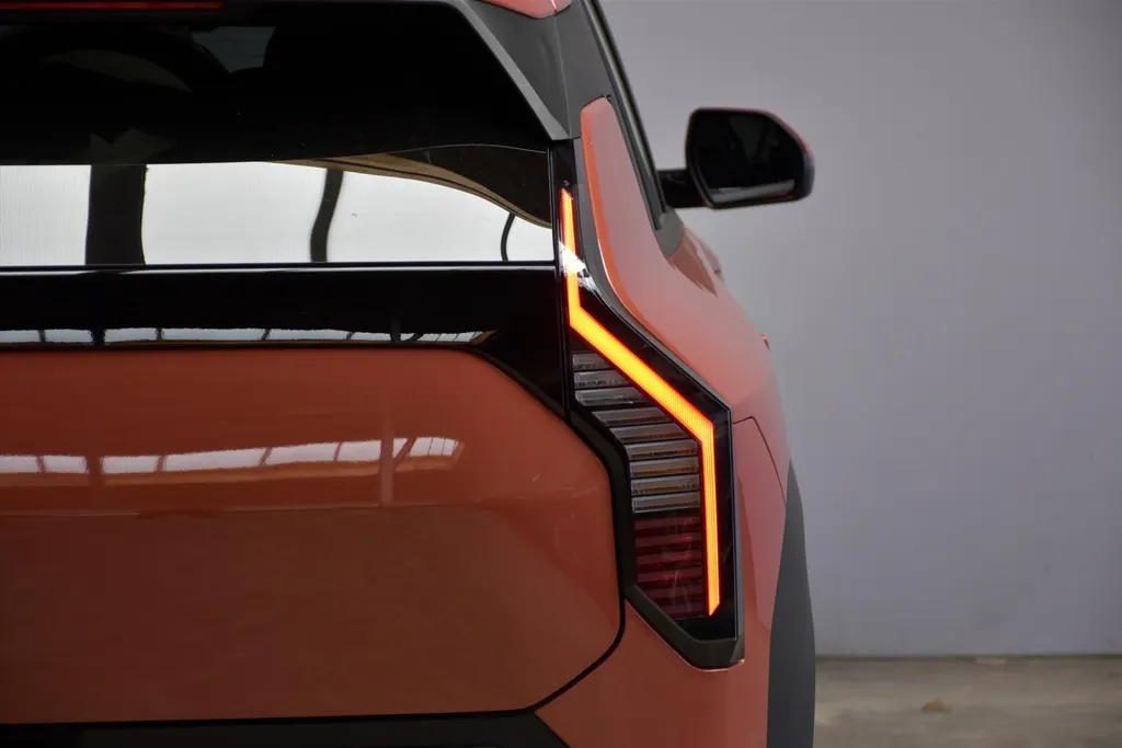 Kia EV3 58,3 kWh 204pk Plus Advanced