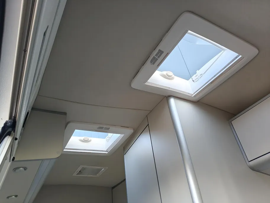 Ford Nugget Transit Big Westfalia CAMPER L3H2