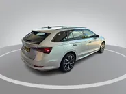 Škoda Octavia Combi 1.4 TSI iV PHEV 204pk DSG Business Edition · Stuur- & Stoelverwarming · Apple/Android Car Play · Cruise Control · Elek. Achterklep · Draadloze Telefoonlader ·