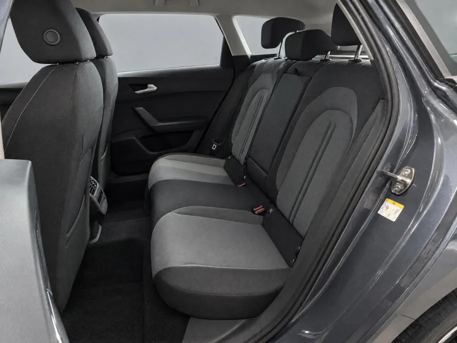 SEAT Leon Sportstourer Style Business Intense 1.5 eTSI 115 PK Station | Matrix Verlichting | Metallic Lak | 3500,- Herwaardering!!!