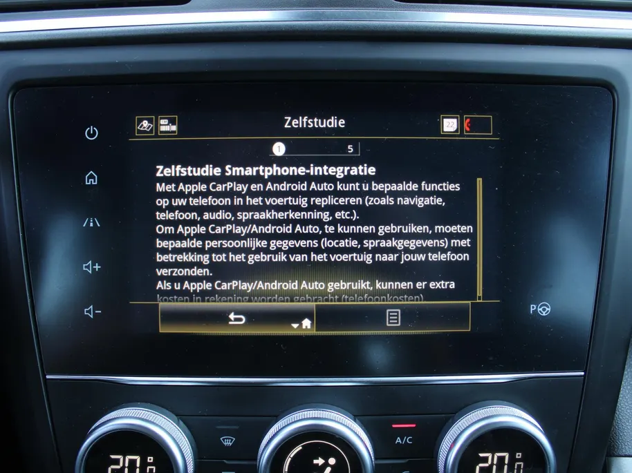 Renault Kadjar 1.3 TCe Black Edition | Trekhaak | Camera | Stoel-/voorruitverwarming | 19' LM | Navi | Clima | Bose Audio | Keyless | Dodehoek detectie | LED | BTW Auto |