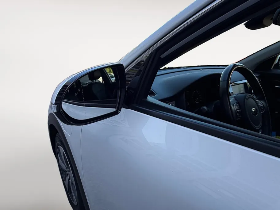 Kia Niro 1.6 GDi PHEV Luxury Edition | AUTOMAAT | LEDER | NAVI | CAMERA | TREKHAAK | CLIMATE & CRUISE CONTROLE | ETC...