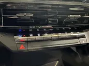 Renault Clio 160PK Hybrid Esprit Alpine Automaat | DEMO | Harman Kardon Audio | 360 Camera | Adaptive Cruise Control | Stoelverwarming | Apple CarPlay/Android Auto | Climate Control | Full LED | Lichtmetalen Velgen | Sportstoelen |