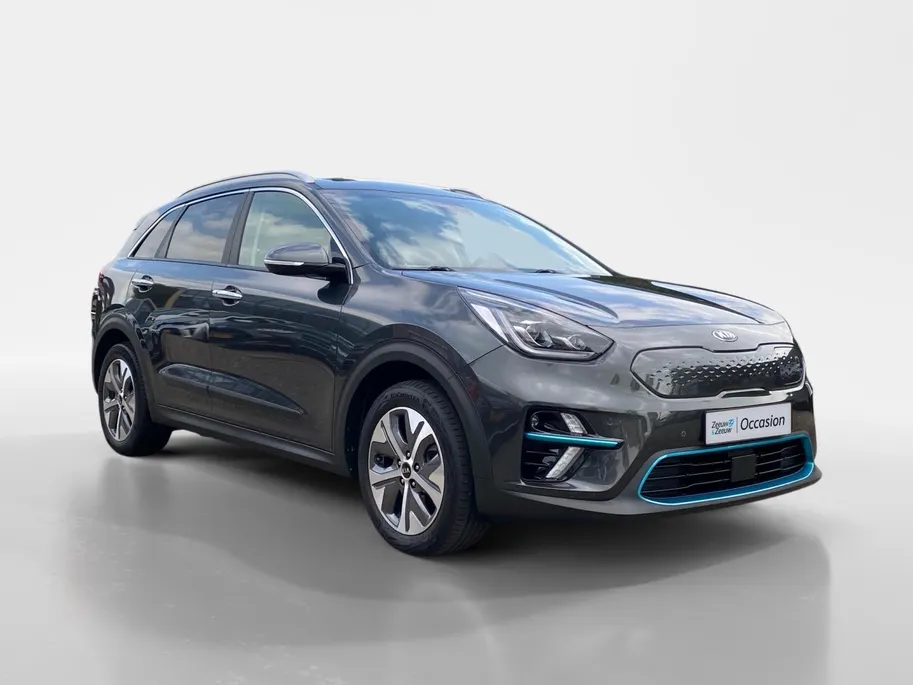 Kia e-Niro DynamicPlusLine 64 kWh | Climate control | Navigatie | Parkeercamera | Stoel + stuurverwarming | Keyless | Schuif-kanteldak | Line assist |