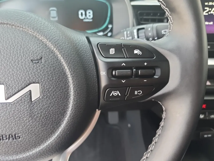 Kia Stonic 1.0 T-GDi MHEV DynamicPlusLine | Stoel en stuurverwarming | Climate control | Navigatie | Camera | Keyless met startknop | Apple Carplay / Android Auto |
