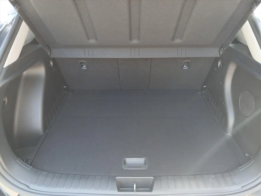 Hyundai Kona 1.6 GDI HEV 141pk DCT Premium + Trekhaak! / Org. Nederlands / Navigatie + Camera / Climate en Cruisecontrol /