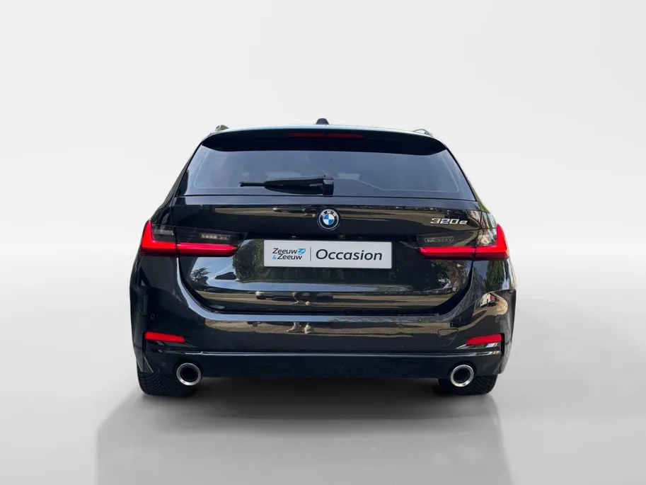 BMW 3 Serie Touring 320e | Leder |  Dealer onderhouden | Blackpack | Virtual cockpit | Camera |