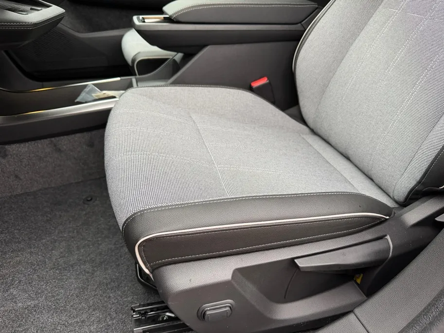 Mitsubishi Eclipse Cross Pure MidRange 67 kWh | rijbereik 472 km | in alle kleuren te bestellen vanaf € 32.990 mail of bel voor meer infromatie | 8 jaar Garantie