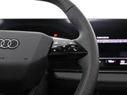 Audi Q6 e-tron S edition 83 kWh 252pk · SOH 98,1% · Panoramadak · 360 Camera · Inklap. Trekhaak · Luchtvering · Elek. Voorstoelen · Garantie t/m 19-06-2030 of 100.000km