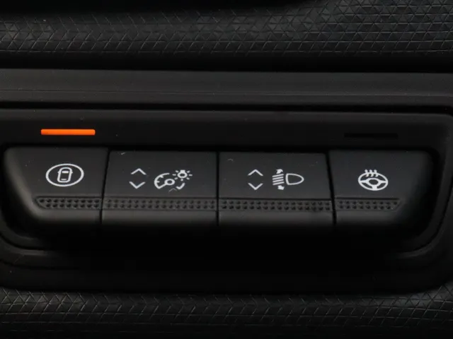 Mitsubishi Colt 1.6 HEV Intense+ Adaptive Cruise | Keyless | Navi