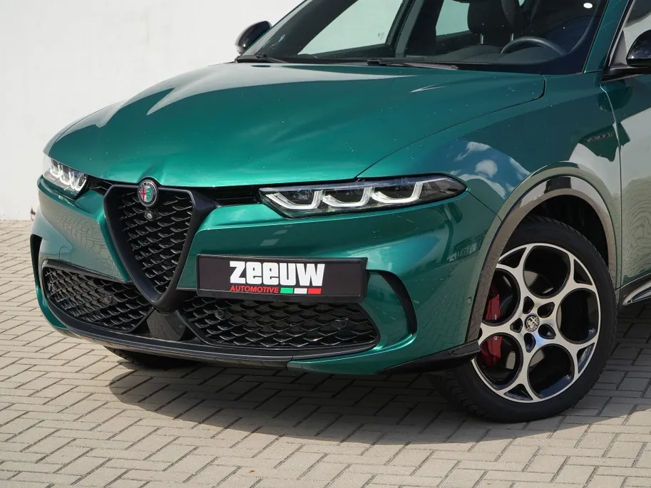 Alfa Romeo Tonale 1.3T PHEV 280 PK Veloce | Schuifdak | Harman | Leder | 19'