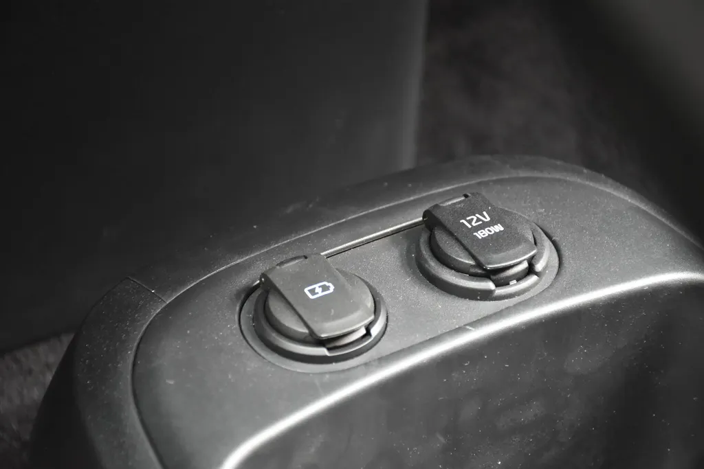 Kia EV6 84kWh 229pk RWD Plus Advanced PANO DAK NIEUW - SNEL LEVERBAAR