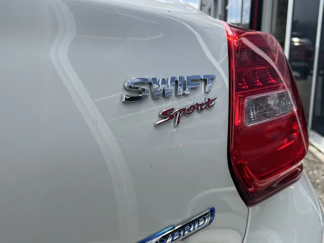 Suzuki Swift 1.4 Sport Smart Hybrid | Navi | Camera | 14483km