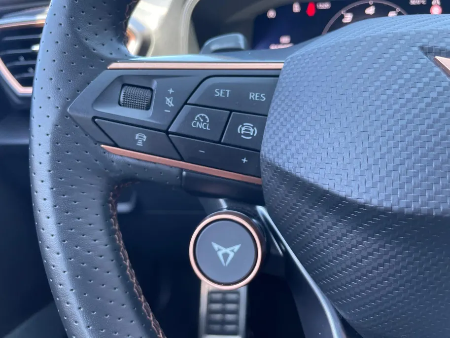 CUPRA Leon 1.5 TSI e-Hybrid Business *Automaat*Navi+Camera*Parkeersensoren*Climate Control*Winter Pack*LM.Velgen*Nette auto!