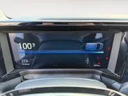 Ford E-Transit Courier Trend 44 kWh | NL auto | Navigatie | Apple carplay & android auto | Adapt. cruise control | BLIS | Parkeersensor achter | Achteruitrijcamera | Trekhaak |