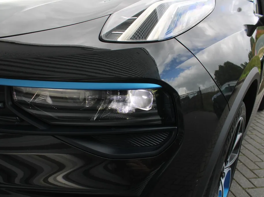 Lynk & Co 01 1.5 | PHEV | Trekhaak | Stoelverwarming | Elek. stoelverstelling + achterklep | Pano dak | Dodehoek detectie | Camera | 20' LM | HK Audio |