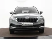 Škoda Karoq 1.5 TSI ACT 150pk DSG Business Edition · Camera · Inklap. Trekhaak · Keyless · Stuur- & Stoelverwarming · Apple/Android Car Play · ACC · Garantie t/m 02-07-2028 of 100.000km